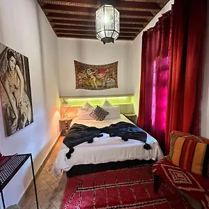  Riad Riad103 Piscine Rooftop, Jacuzzi&hammam